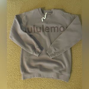 Lululemon sweatshirt